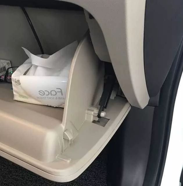 evaporative emission system leak